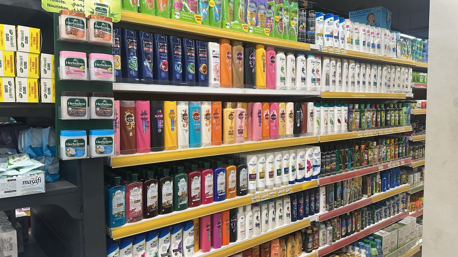 Shampoo & hair care aisle